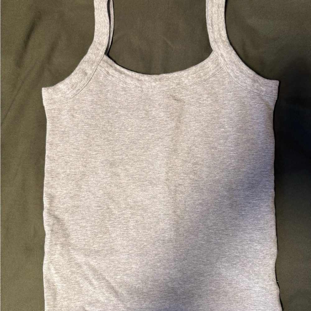 Aritzia Hold it Sutton Tank